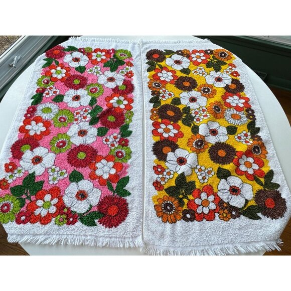 Vintage 70s towel, choice between pink/red or orange/brown daisies - Picture 3 of 9